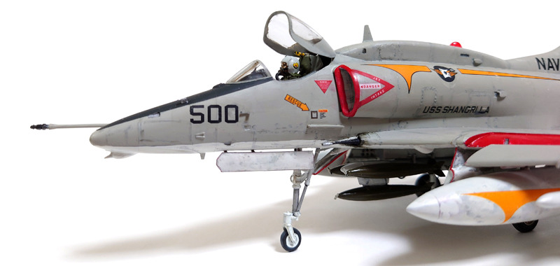 モノグラム1/48 A-4E スカイホーク他、ジャンクキット全22個セット モノグラム1/48 A-4E スカイホーク他、ジャンクキット全22個
