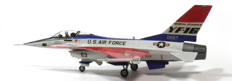 ハセガワ 1/72 F-16A（旧）の製作（その25）（完結）: DTP…って