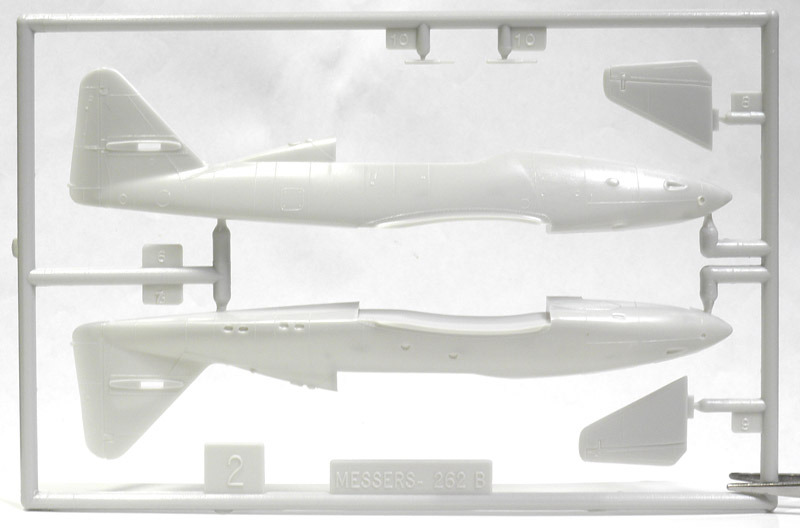 メジャー1~72 Amazon | ドイツレベル 1/32 ドイツ軍 メッサーシュミットMe262 A-1