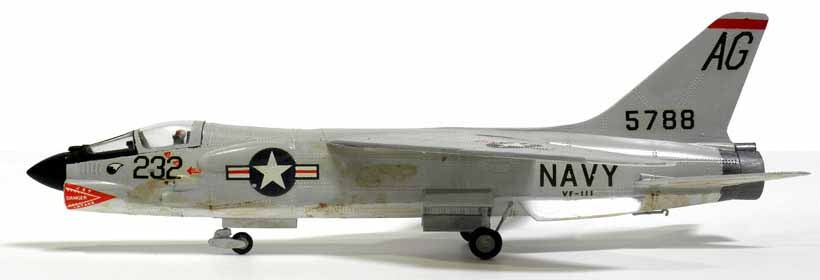 フジミ 1/72 ジェット戦闘機 7機 おまけ1機 Chance Vought F7U-3 “Cutlass” 製作記（Fujimi 1/72）＞特集